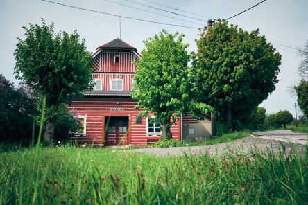 Loučky (1) – sokolovna, foto Martin Dubský