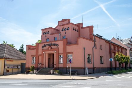 Přelouč (1) – kino, foto Dora Kubíčková